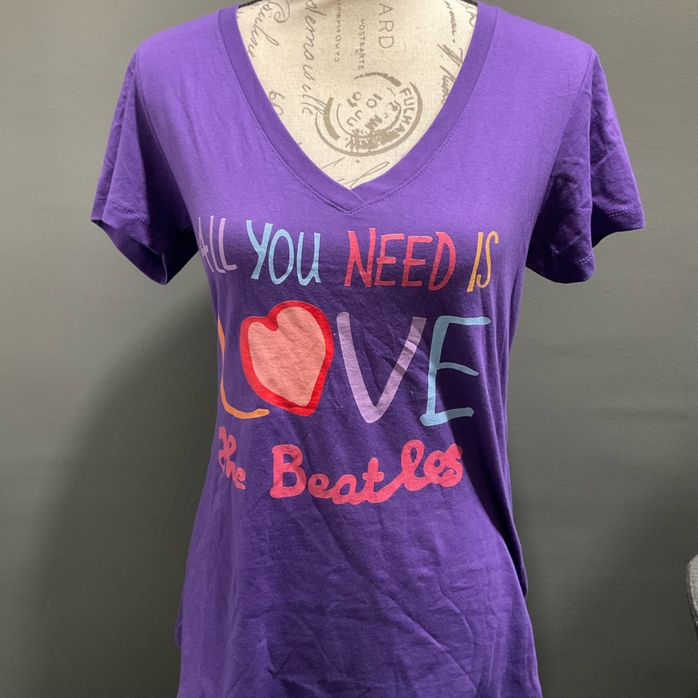NWOT THE BEATLES ALL YOU NEED IS LOVE T SHIRT